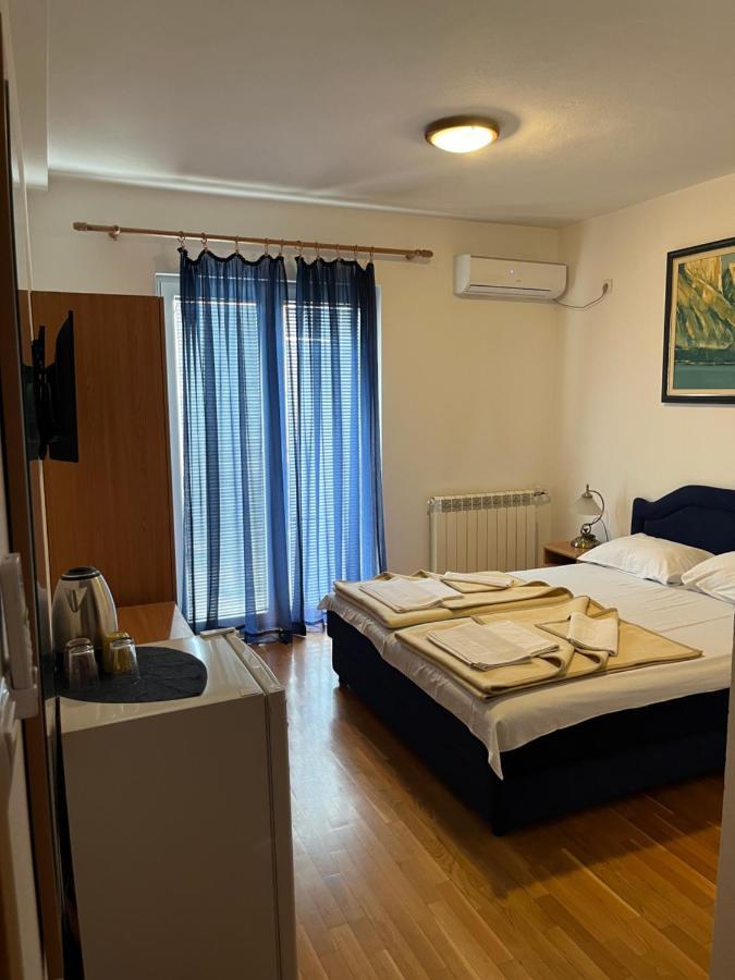 Goran I Jelena Zec Homestay Budva
